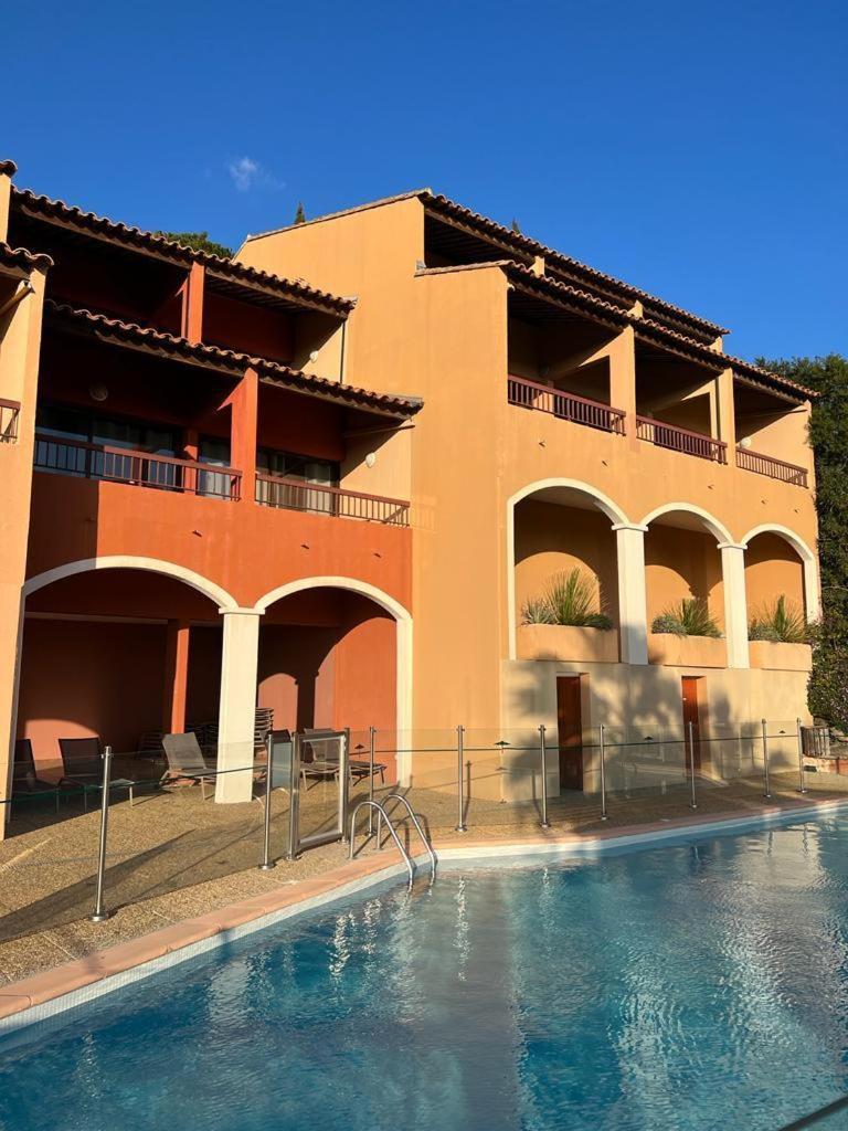 Appartement Vue Sur Mer, Piscine, Garage Prive Борм-ле-Мімоза Екстер'єр фото